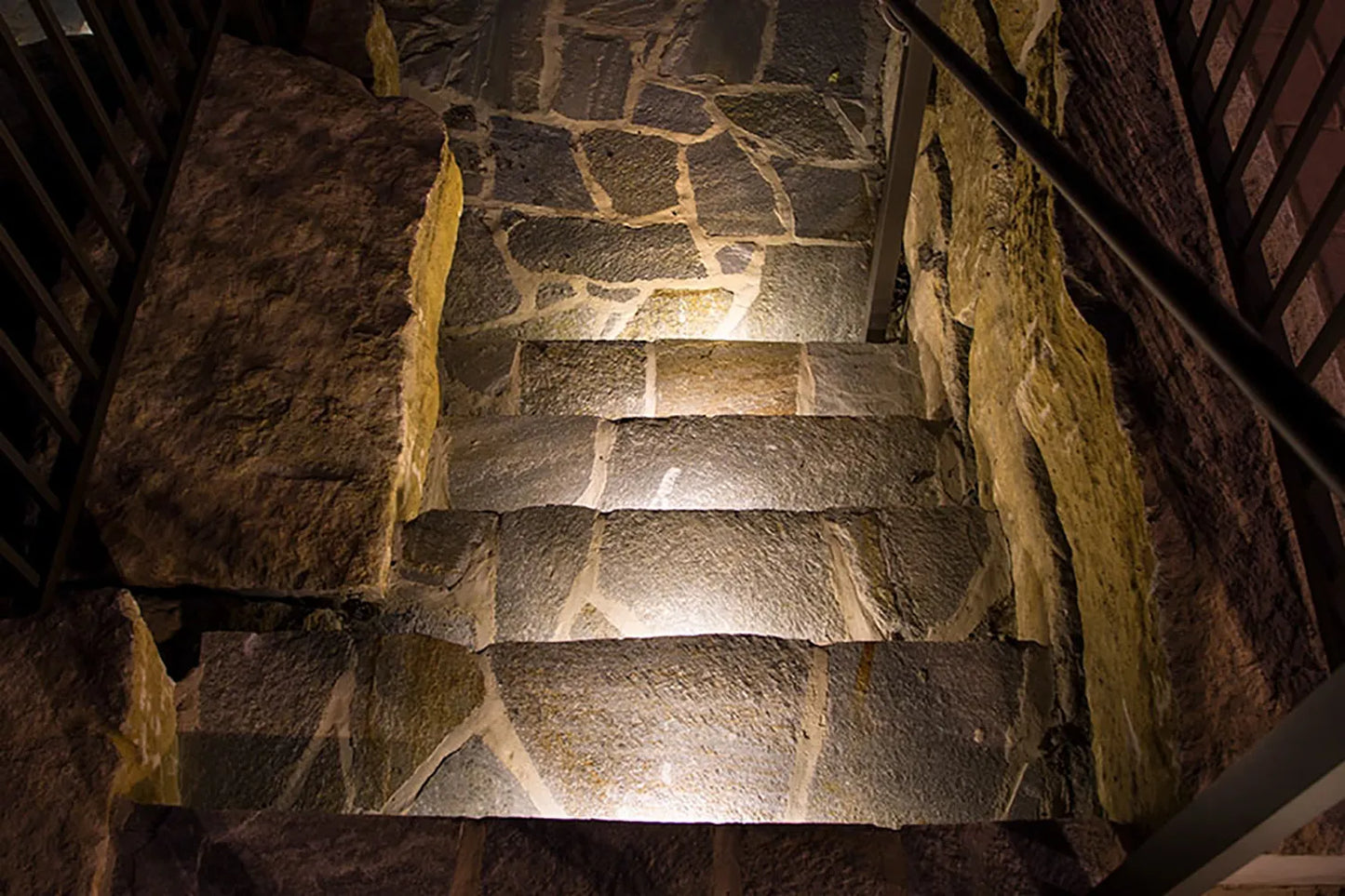 4x/8x/12x Package 12V Low Voltage 3000K or 5000K Aluminum LED Retaining Wall Light Low Voltage Hardscape Paver Lighting